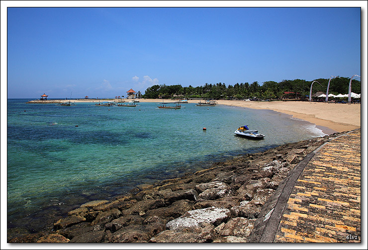5D_3371 cs 2 cadre2.jpg - Bali - Plage de Benoa
